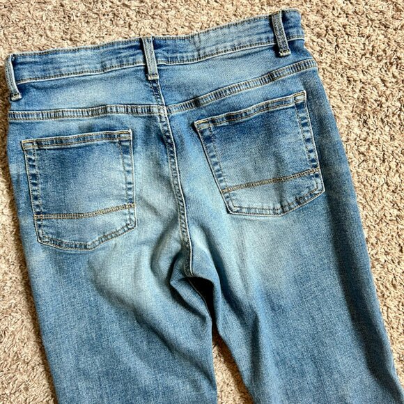 Girls' Medium Wash Straight Leg Stretch Jeans I Size 16 I Cat & Jack - Picture 6 of 6